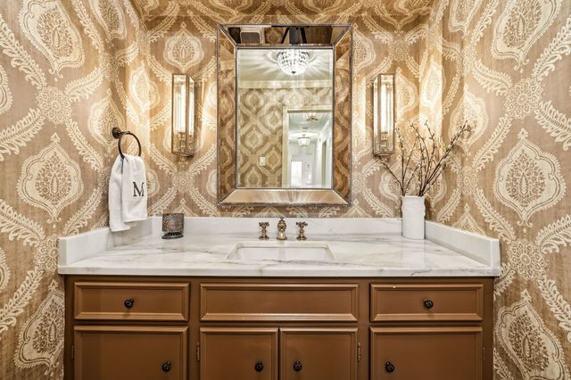 7210 Meadow Road, Dallas, TX 75230