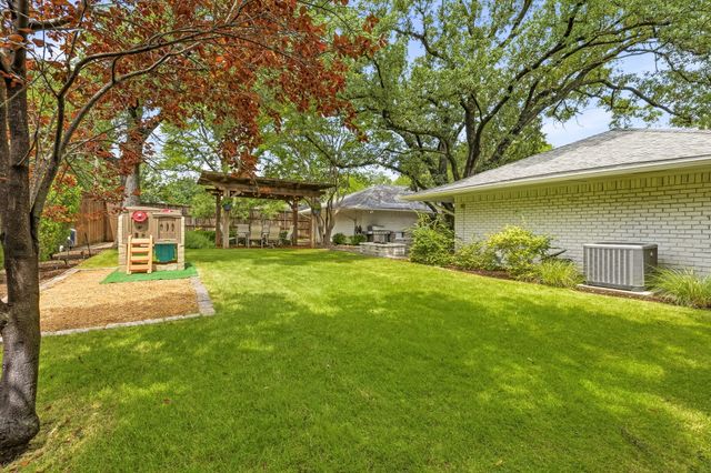 7210 Meadow Road, Dallas, TX 75230