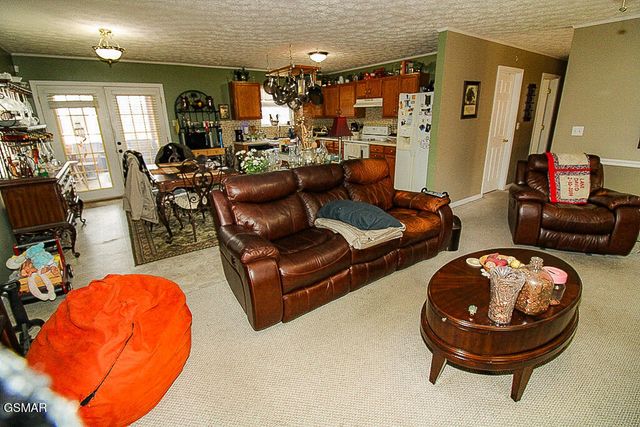 1645 Jasmine Trail, Sevierville, TN 37862