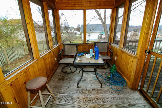 1645 Jasmine Trail, Sevierville, TN 37862