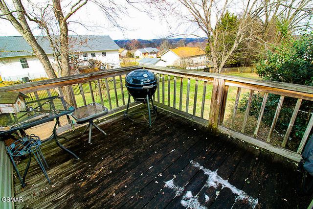 1645 Jasmine Trail, Sevierville, TN 37862