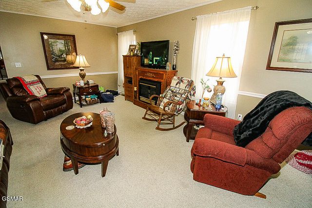 1645 Jasmine Trail, Sevierville, TN 37862