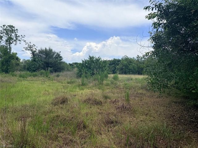 920 Sanctuary RD W, Naples, FL 34120