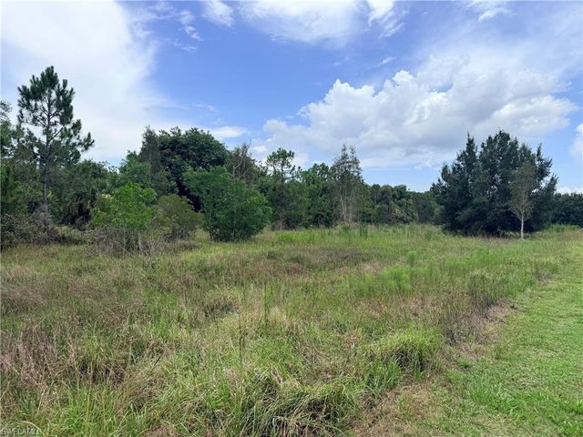 920 Sanctuary RD W, Naples, FL 34120