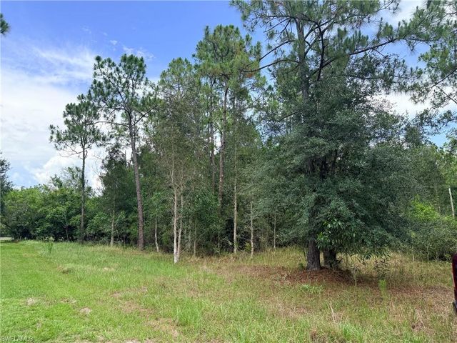 920 Sanctuary RD W, Naples, FL 34120