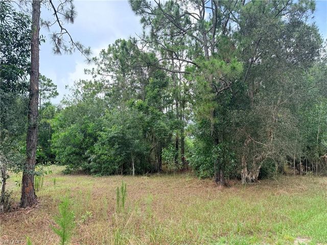 920 Sanctuary RD W, Naples, FL 34120