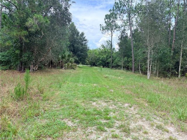 920 Sanctuary RD W, Naples, FL 34120