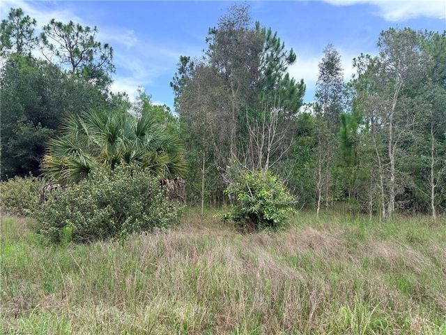 920 Sanctuary RD W, Naples, FL 34120
