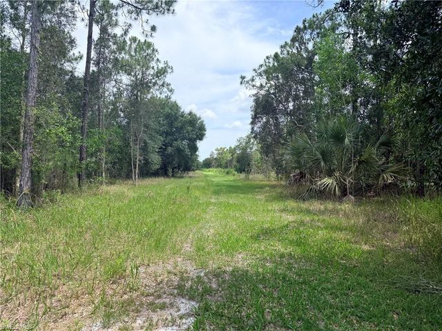 920 Sanctuary RD W, Naples, FL 34120