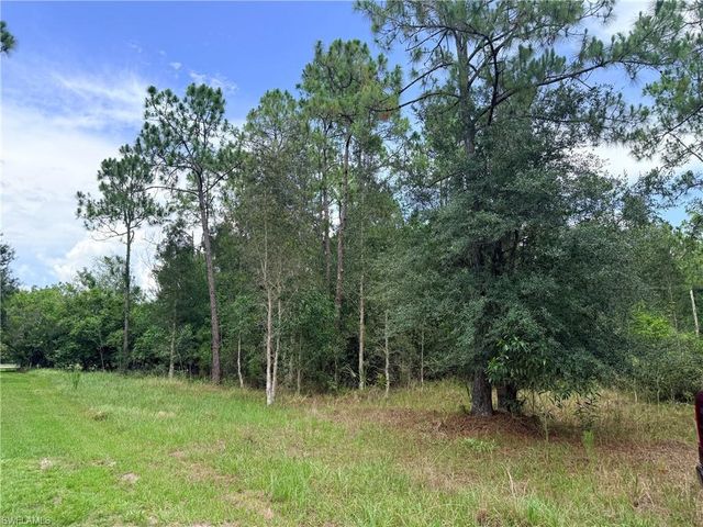 920 Sanctuary RD W, Naples, FL 34120