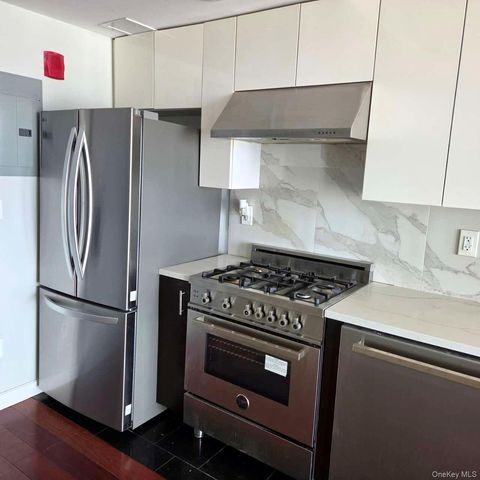 14238 37th Avenue 11A, Flushing, NY 11354