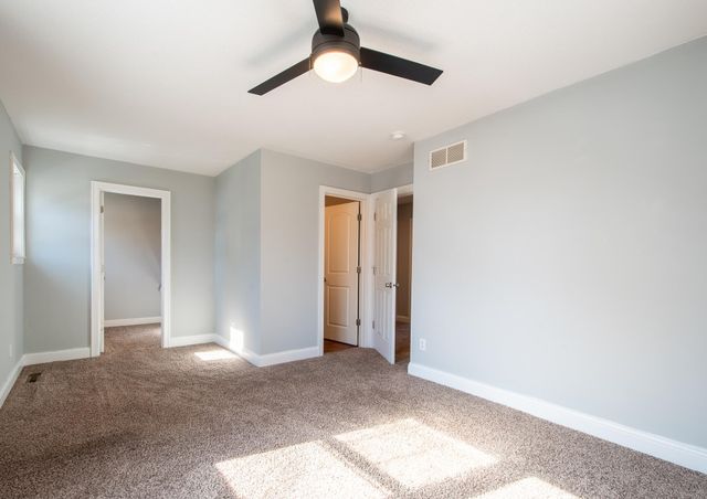 3915 36th Avenue N, Robbinsdale, MN 55422