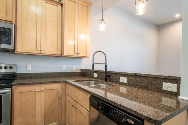 3915 36th Avenue N, Robbinsdale, MN 55422