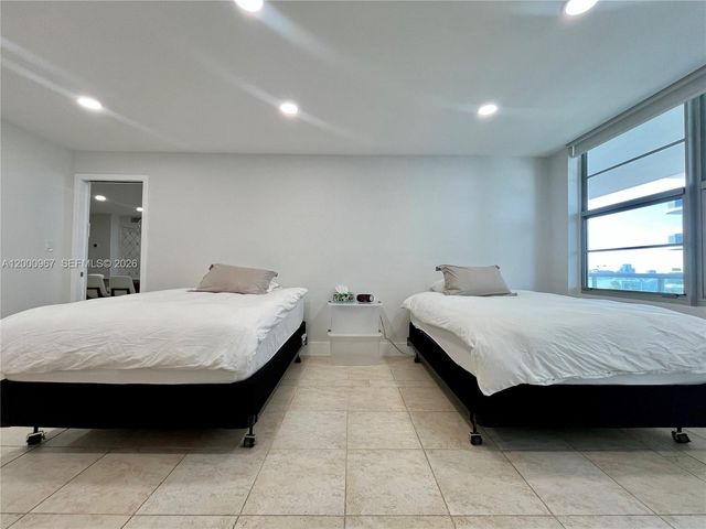 9511 Collins Ave 811, Surfside, FL 33154