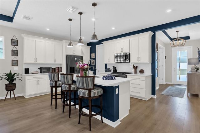 1241 TRIDENT LOOP, Deland, FL 32724