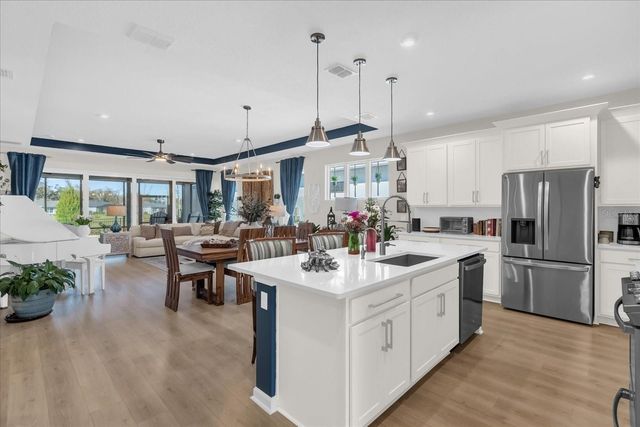 1241 TRIDENT LOOP, Deland, FL 32724