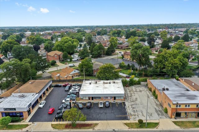 9732 SOUTHWEST Highway, Oak Lawn, IL 60453