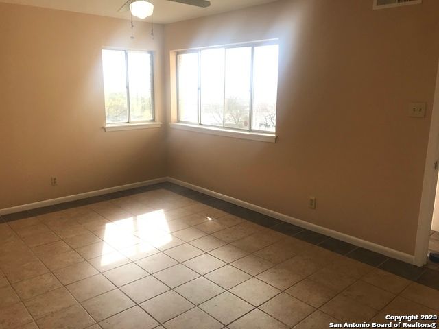 4839 Gus Eckert, San Antonio, TX 78240