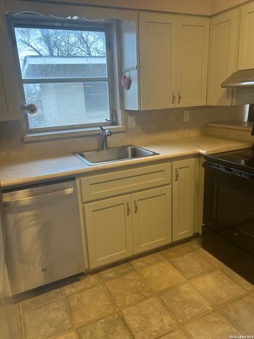 4839 Gus Eckert, San Antonio, TX 78240