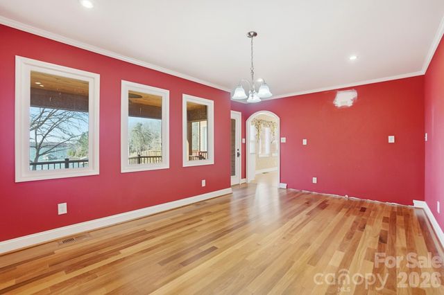 18409 Saint Charles Lane, Charlotte, NC 28278