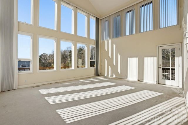 18409 Saint Charles Lane, Charlotte, NC 28278