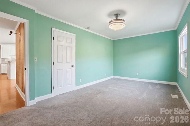 18409 Saint Charles Lane, Charlotte, NC 28278