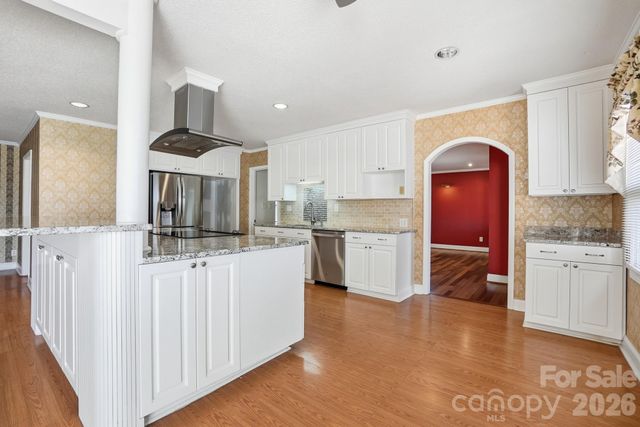 18409 Saint Charles Lane, Charlotte, NC 28278