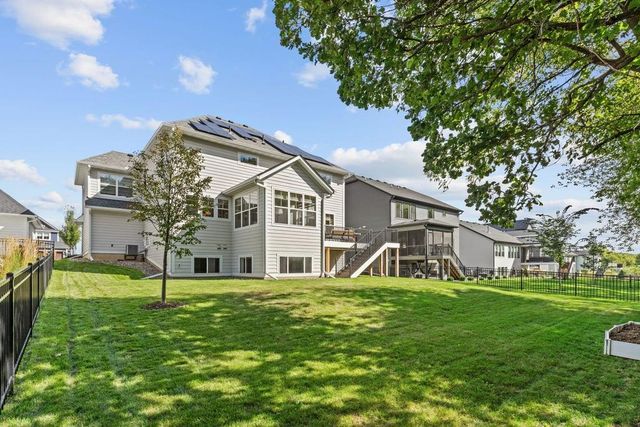 4386 Arbor Drive, Woodbury, MN 55129