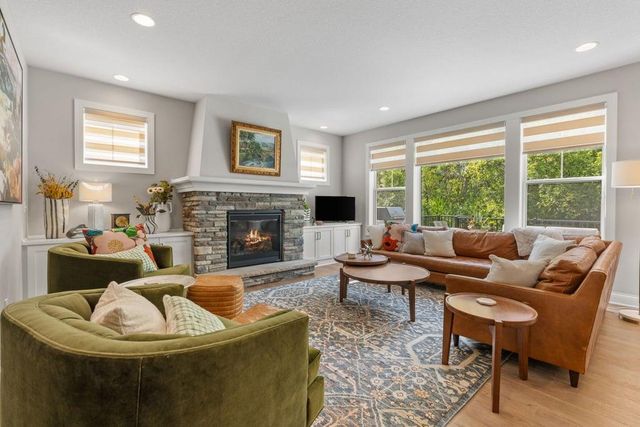 4386 Arbor Drive, Woodbury, MN 55129