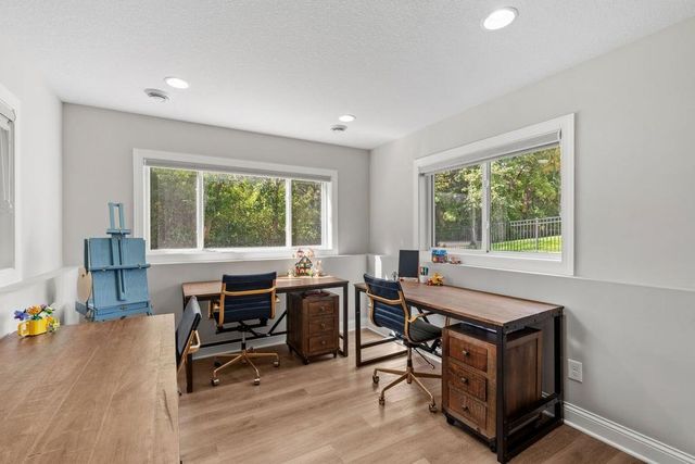 4386 Arbor Drive, Woodbury, MN 55129