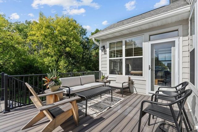 4386 Arbor Drive, Woodbury, MN 55129
