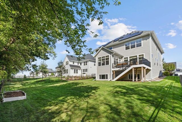 4386 Arbor Drive, Woodbury, MN 55129