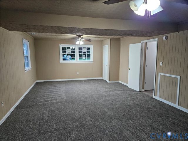 1211 Clifton Dr, Colonial Heights, VA 23834