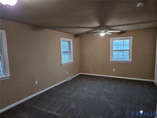 1211 Clifton Dr, Colonial Heights, VA 23834