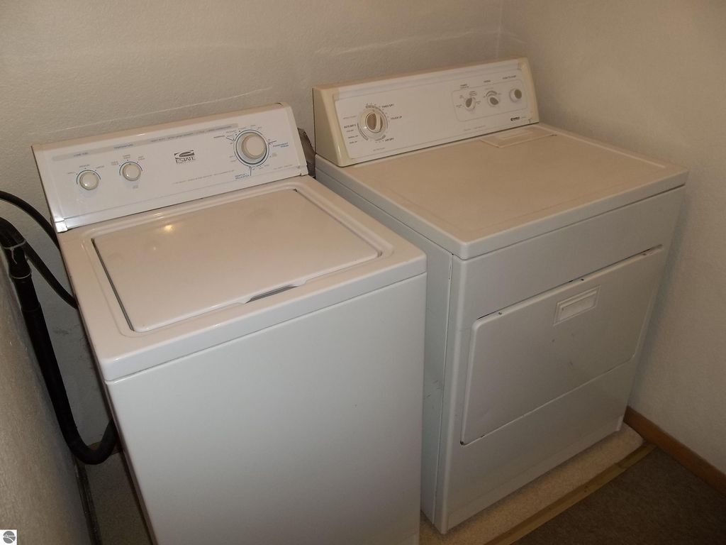 Image 13 of property listing at 1825 A8 S Crawford Road # A8, Mt Pleasant, MI 48858