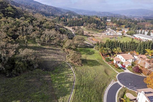 2860 Berwick Avenue, Gilroy, CA 95020