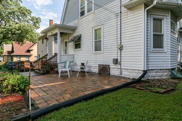 921 25th Street, Moline, IL 61265