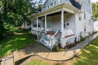 921 25th Street, Moline, IL 61265