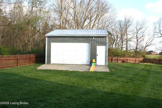 146 Garnette Ct, Mt Washington, KY 40047