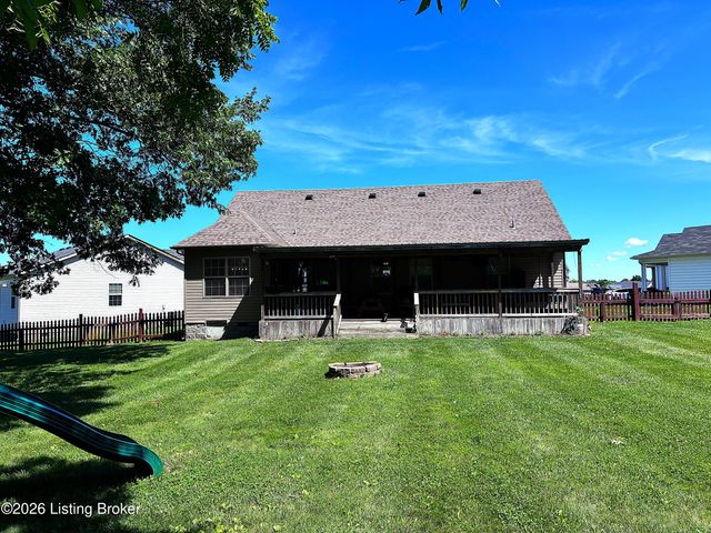 146 Garnette Ct, Mt Washington, KY 40047
