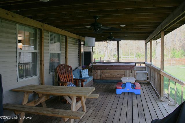 146 Garnette Ct, Mt Washington, KY 40047