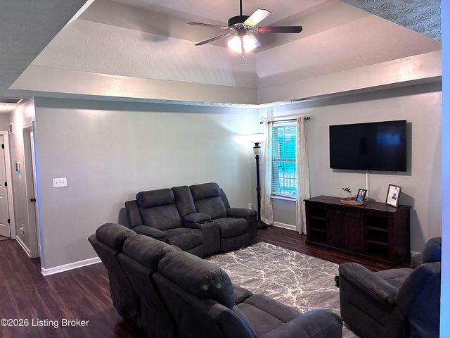 146 Garnette Ct, Mt Washington, KY 40047