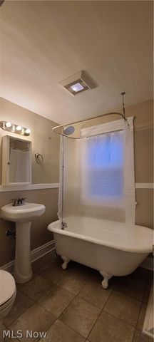 4208 John Court, Cleveland, OH 44113