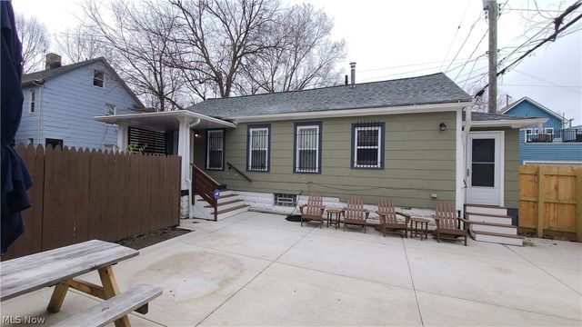 4208 John Court, Cleveland, OH 44113