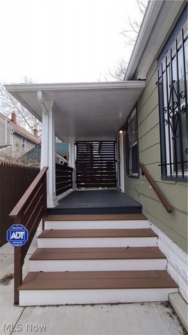 4208 John Court, Cleveland, OH 44113