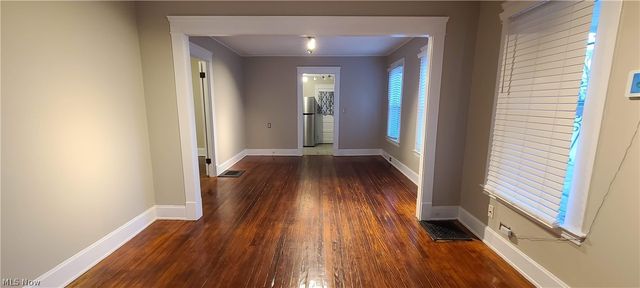 4208 John Court, Cleveland, OH 44113