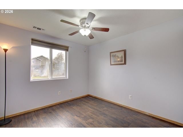 2001 Sw 6TH St, Battle Ground, WA 98604