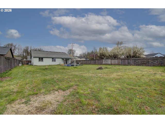 2001 Sw 6TH St, Battle Ground, WA 98604