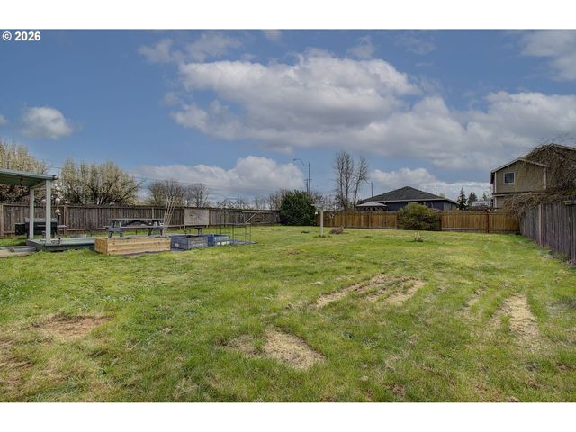 2001 Sw 6TH St, Battle Ground, WA 98604