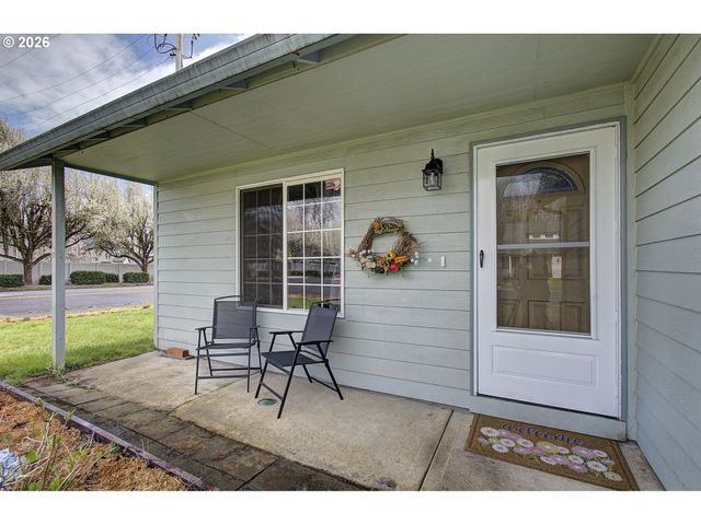 2001 Sw 6TH St, Battle Ground, WA 98604